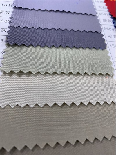 SC-CM C60/T40 32*32 / 130*70 細斜紋 150±5 RPET 環保紗 再回收紗  Recycled PET Fabric GRS  膠樽再生料  再生聚酯 細節-3